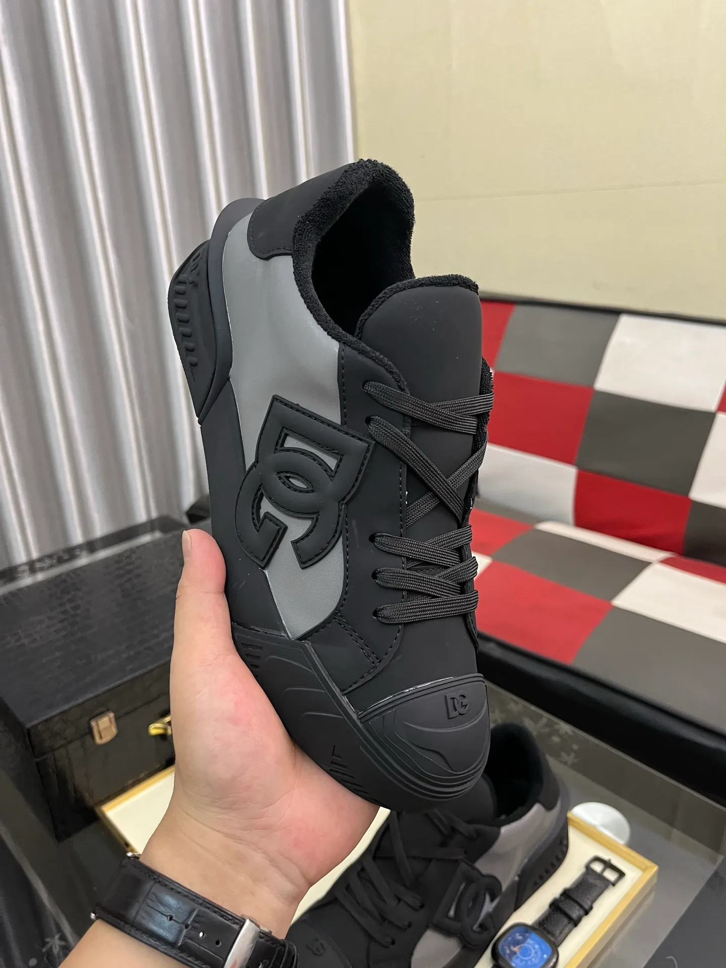 Men's shoes💰500⌚️⌚️【DG】Latest official website high-top casual, men's shoes original quality imported cowhide➕Yangli [Proud] In terms of materials and workmanship, it beats all versions on the market💕Highest quality shipments. Real photos, imported fabrics highlight the unique charm of the brand😘The shoelaces are also original custom-made👻Classic lace-up shoes are very comfortable on the feet, sizes 35-465️⃣colors available
